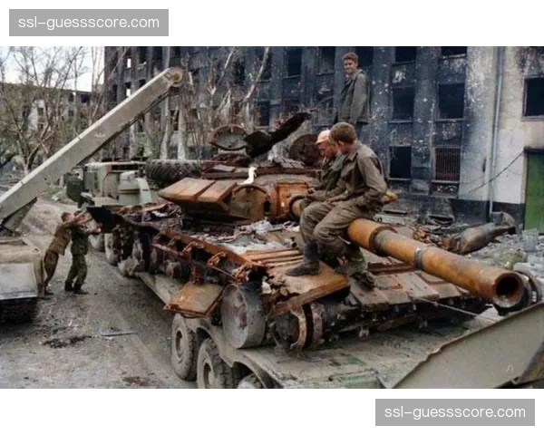 深度分析：重量级格局变迁，新生代重炮手对传统摔跤手的技术冲击